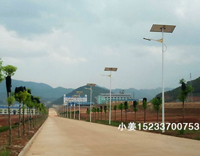 赤峰太阳能路灯厂家供应促销价格合理