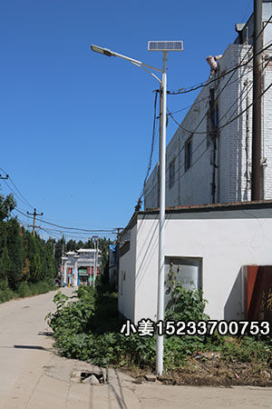 通辽led太阳能路灯配置,通辽附近哪有灯杆厂家